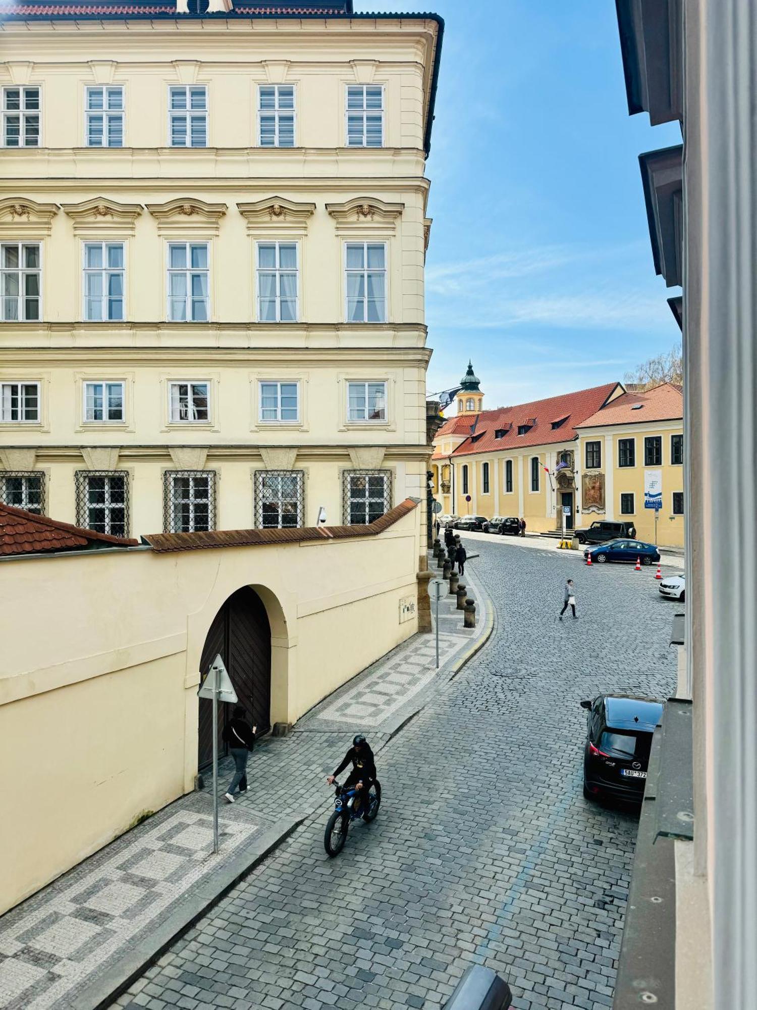 Prague Center Apartments Екстер'єр фото